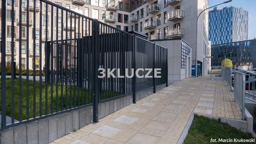 Trzy pokoje wysoki standard Nałęczowska