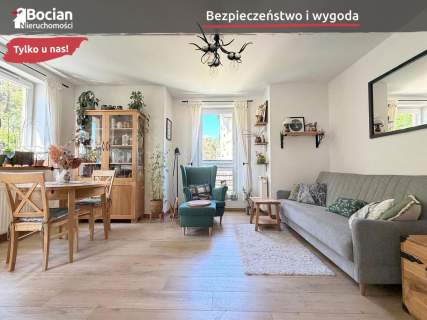 Wysoki Standard Pełne wyposażenie Duży balkon 
