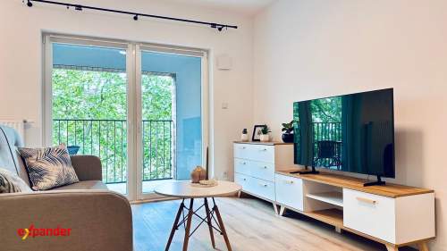 Pierwszy najem/Centrum/Apartamentowiec/Balkon