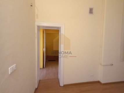 Mieszkanie 51m2 centrum. , II piętro, kamienica