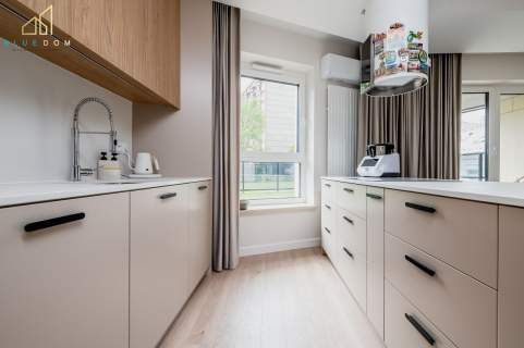 Luksusowy apartament z prywatnym ogrodem w prestiż