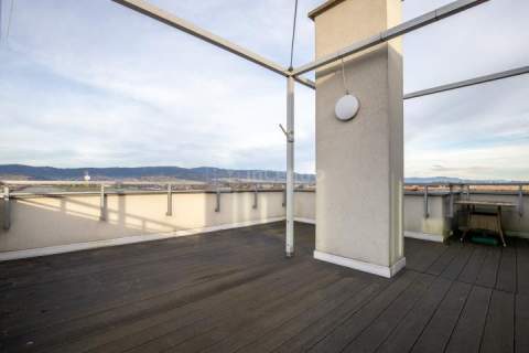 Przestronny apartament 116m2. z dużym tarasem.