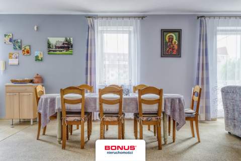 Bardzo ładny dom -Konstancin-Jeziorna 