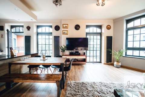 Piekny Apartament Loft, 115m, Centrum