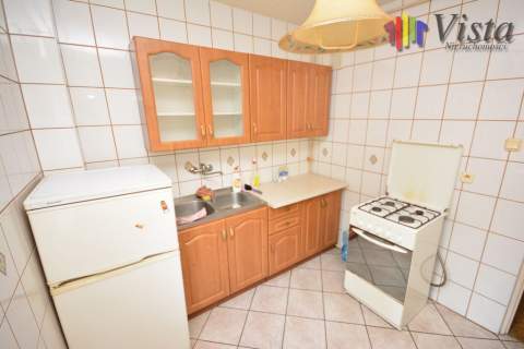 2 pokoje, balkon, 1. piętro, miejskie ogrzewanie