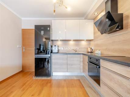 Nowoczesny apartamentowiec w centrum miasta
