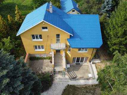 Dom Wolnostojący domek letniskowy, Dys
