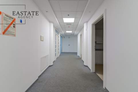 Prestiżowe biuro 331 m w Krzywym Domku Taras