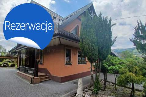 Dom z pięknym ogrodem