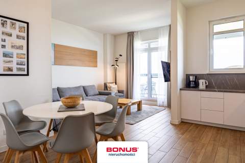 Apartament w pierwszej lini z pięknym widokiem.