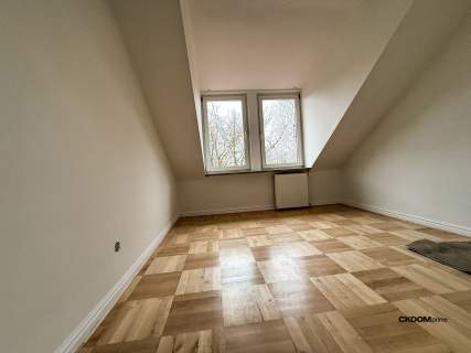 3 pokoje mieszkanie 77m plus garaż Baranówek