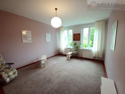Parter domu 5pok. 131m2 kawalerka 25m2, Pogodno