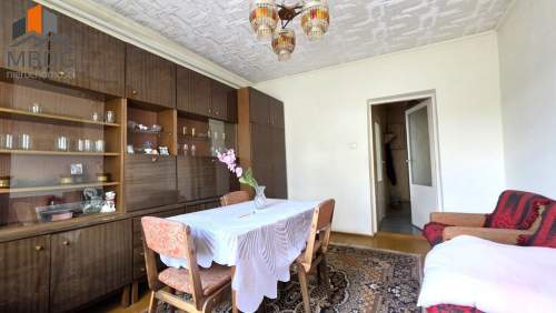 Dom tańszy niż mieszkanie w Krakowie, Jeżów