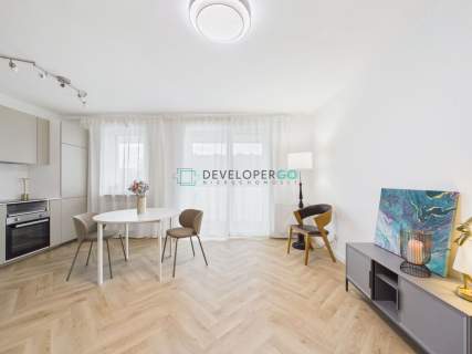 HUZAR 2 pokoje Balkon 14 m 43,30 m winda