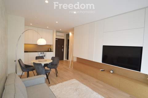 Apartament 2pok. w Apartamentowcu Oleander House