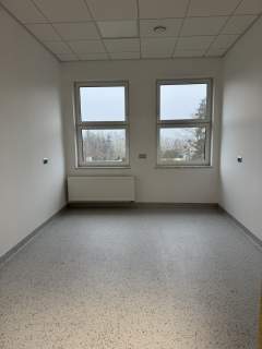 Pomieszczenia na dział. fizjoterapeutyczną w CM STADMEDICA