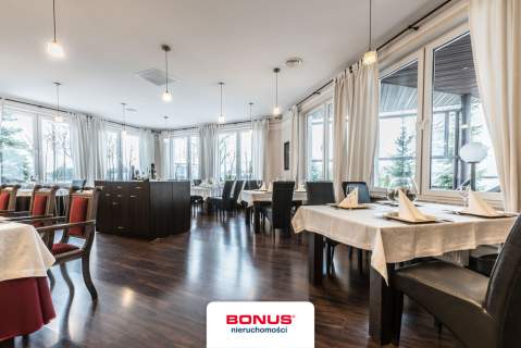 Hotel przy wjeździe do Poznania - Przeźmierowo