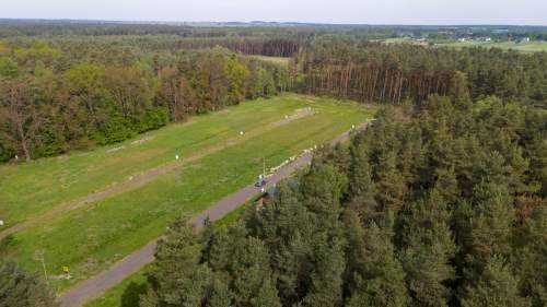 Działka 585m2 w środku lasu