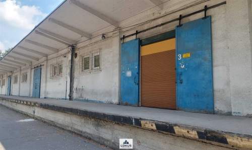 Magazyn 700 m2 ogrzewany z rampą przy A1