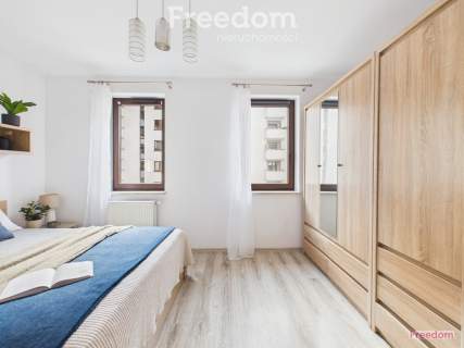 Słoneczne 2 pokoje 49 m , balkon, blisko centrum