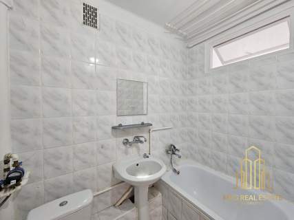 Idealne studentom 2p/4 z balkonem do remontu