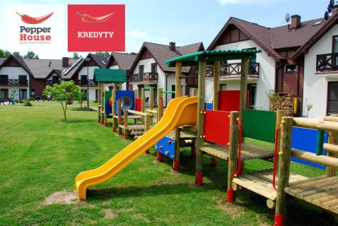 Dwupoziomowy apartament nad morzem z basenem