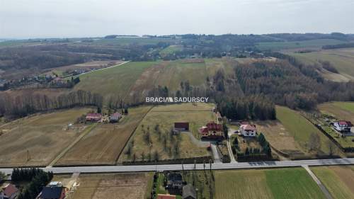 Duży dom 631 m 1,76 ha potencjał inwestycyjny