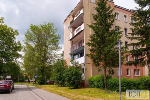 Ciche mieszkanie na parterze wśród zieleni - 60 m2