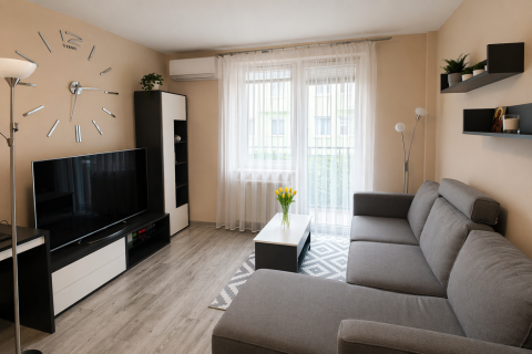 46m2 z oddzielną kuchnią, garaż, winda, balkon, Marchołta