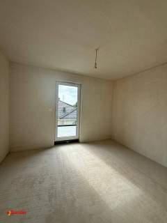 Apartament 4pok z dużym balkonem na ostatnim piętrze
