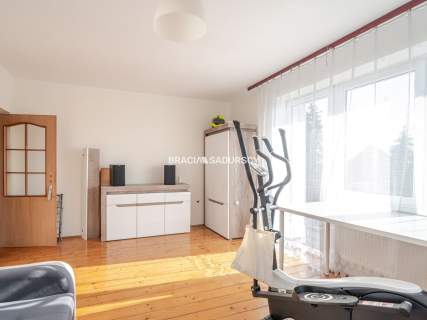 Rząska dom 250 m2 działka 6 arów ocieplony