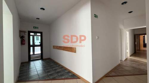 Lokal biurowo-usługowy 100 m2 / blisko pl. Grunwaldzkiego
