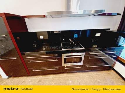 Przestronny apartament 3 min od metra Dw. Gdański