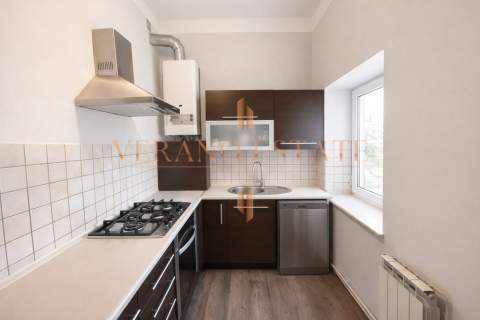 Okazja 4 pokoje w kamienicy z ogrodem 135m2