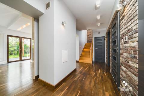 Nowoczesny 242m2 dom 6 pok Kuźnicy Kołłątajowskiej