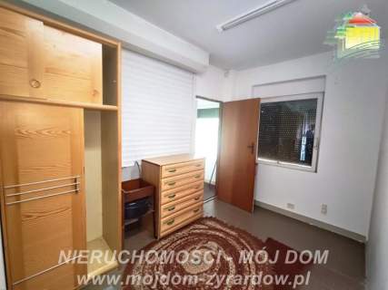 Dom mieszkalno - usługowy w Międzyborowie.