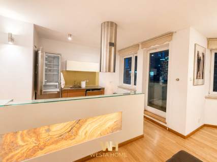 Apartament obok Fabryki Norblina z tarasem