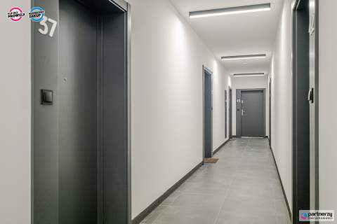 Nowe 4 pokoje do własnej aranżacji, 2 balkony