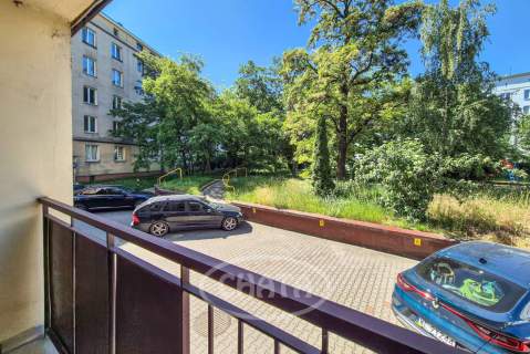 LOKAL BIUROWO-USŁUGOWY/40 M2 BALKON