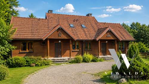 Mazury - dom z dwoma mieszkaniami