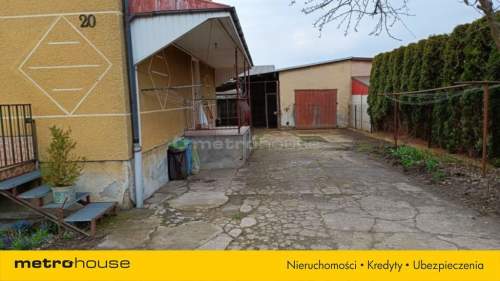  DOM NA SPRZEDAŻ 