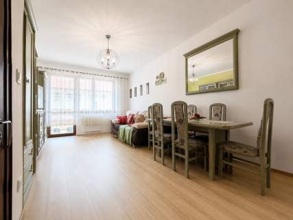 2 pokoje z balkonem, winda 46,8 m Nowe Miasto