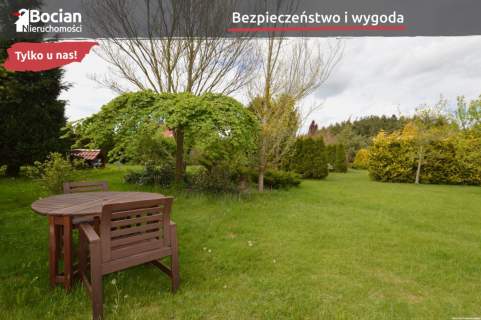 Willa pod lasem Duży ogród Niedaleko Gdyni 