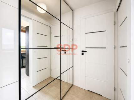 Gotowe do wprowadzenia 2 balkony Parking 800 m od Fabrycznej