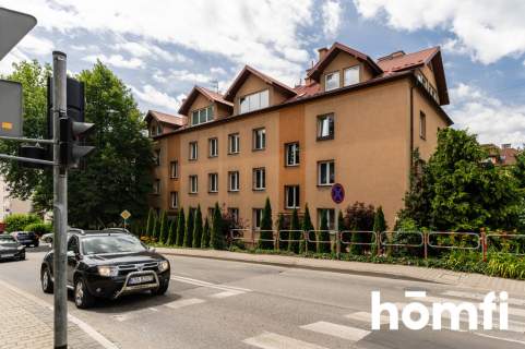 2 POK PIWNICA BALKON CENTRUM UL. TARGOWA