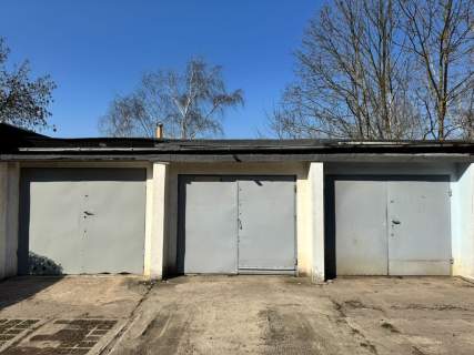 Na sprzedaż murowany garaż Rybnik, Nowiny