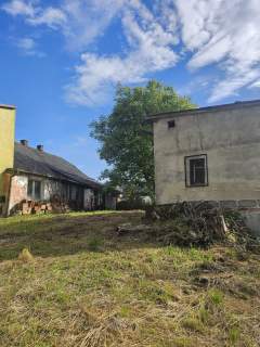 Działka z starym domem Modlnica