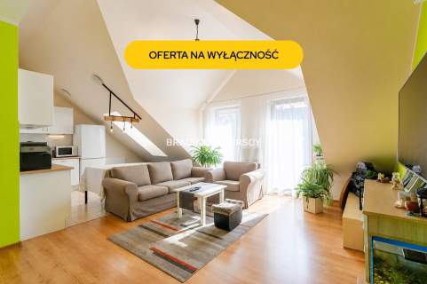 2-pok, 48 m ok. 60 m po podłodze , balkon
