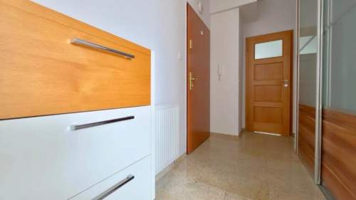 2 pokoje Balkon Hala garażowa Kameralne osiedle Niski czynsz