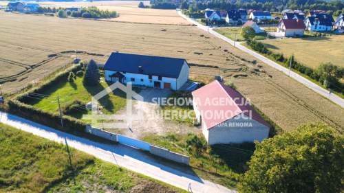 Dom ze stodołą na działce 3190 m kw.